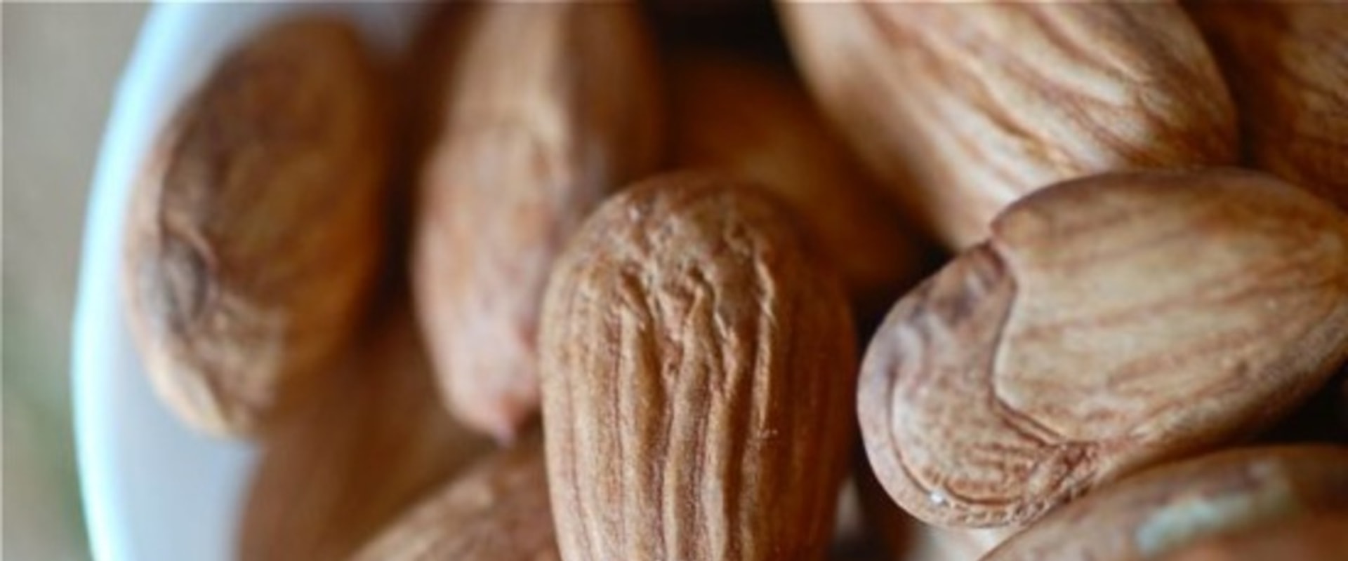 Which almonds are expensive?