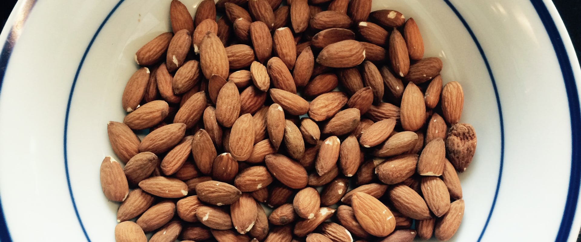 sprouting-almonds-pasteurized-nuts-won-t-sprout-mom-prepares